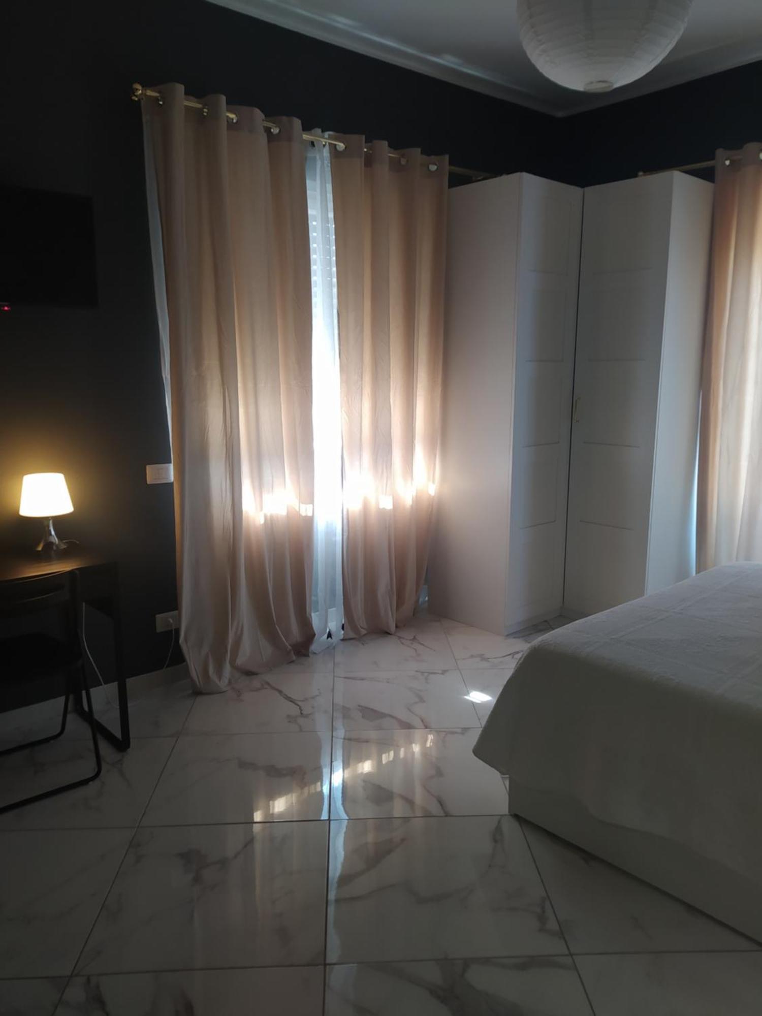 Linda'S Guest House Roma Ngoại thất bức ảnh