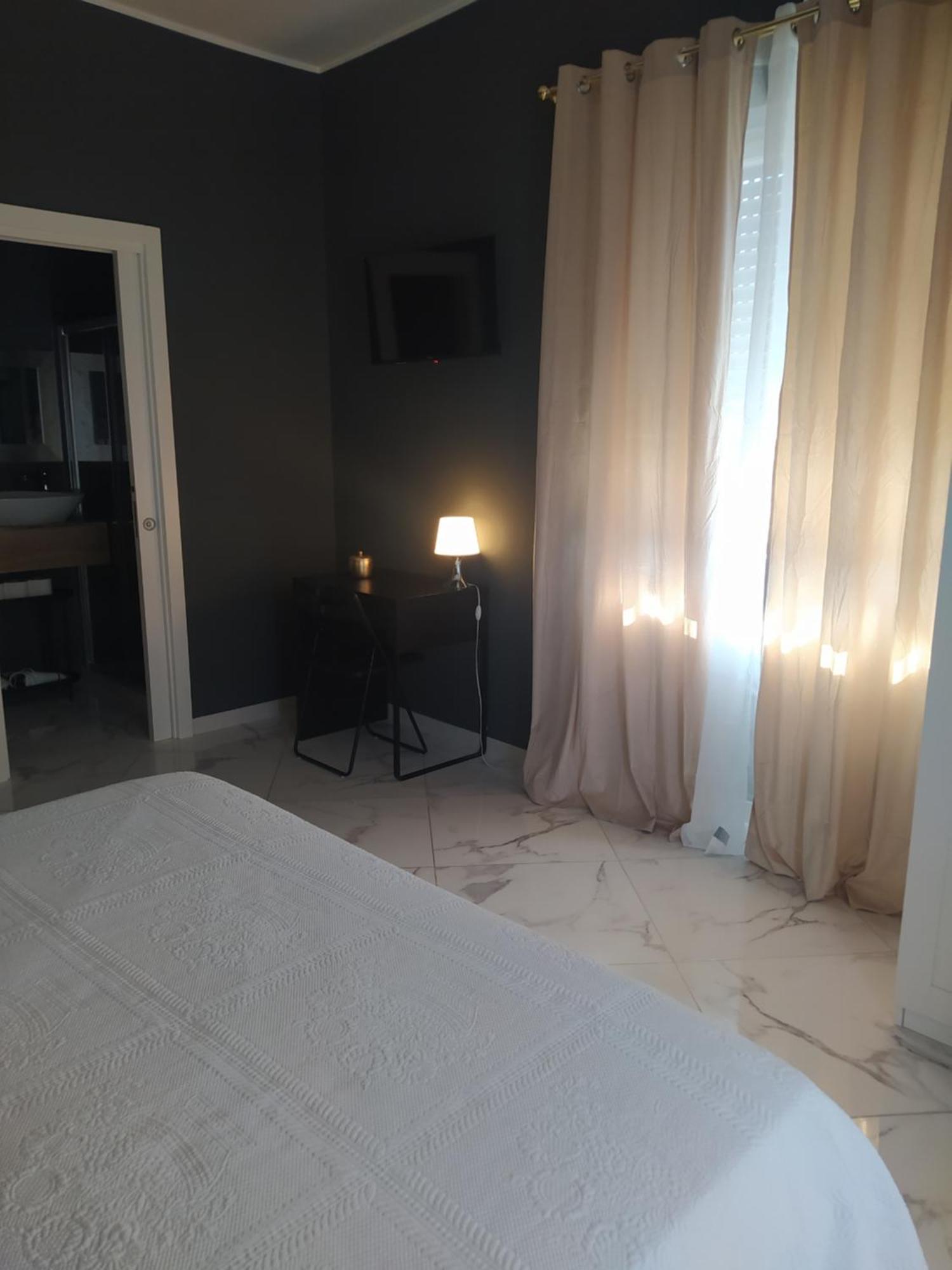 Linda'S Guest House Roma Ngoại thất bức ảnh